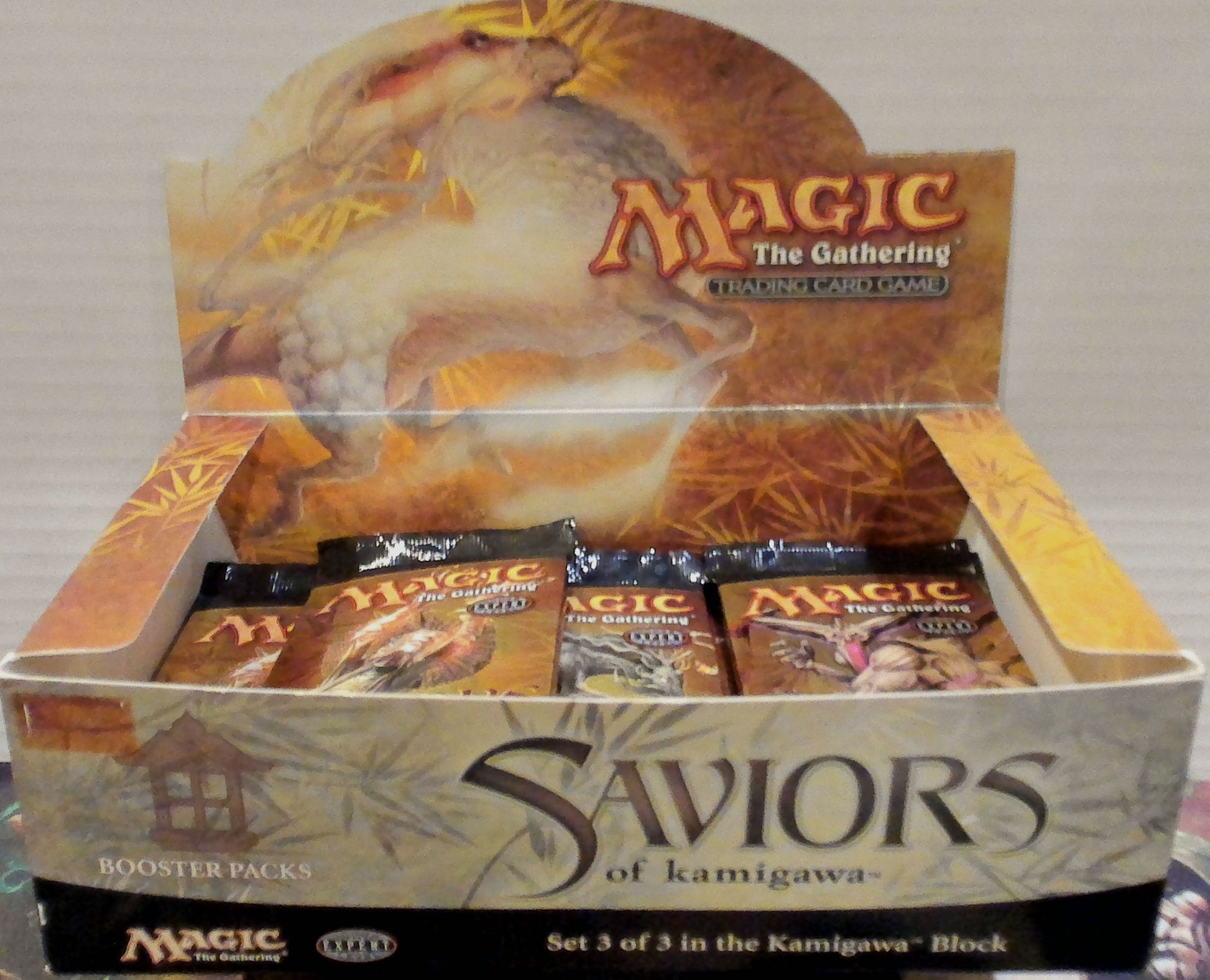 Saviors of kamigawa booster pack box